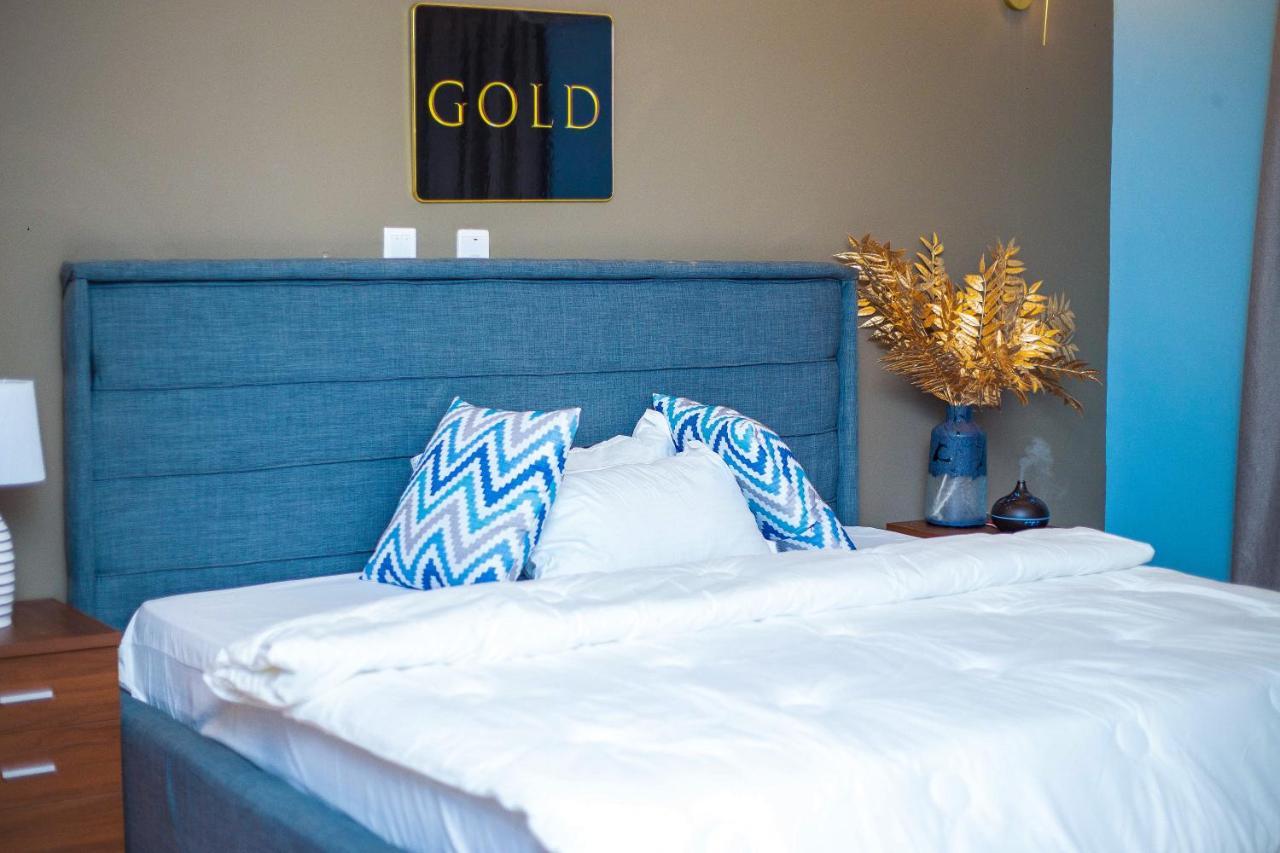 Piano & Gold Collections, Peduase Hotel Peduasi ภายนอก รูปภาพ
